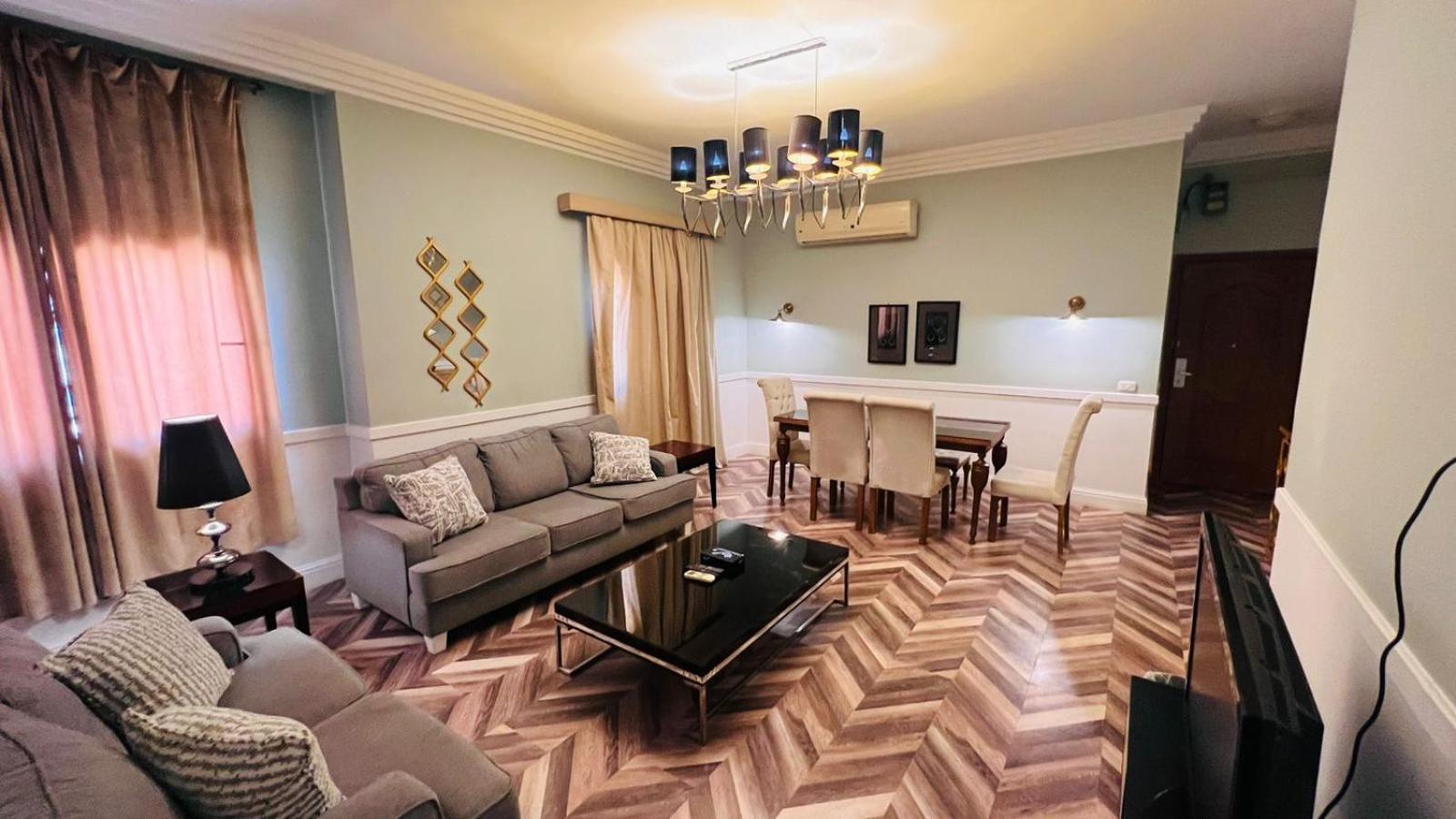 Dream Royal Apartment